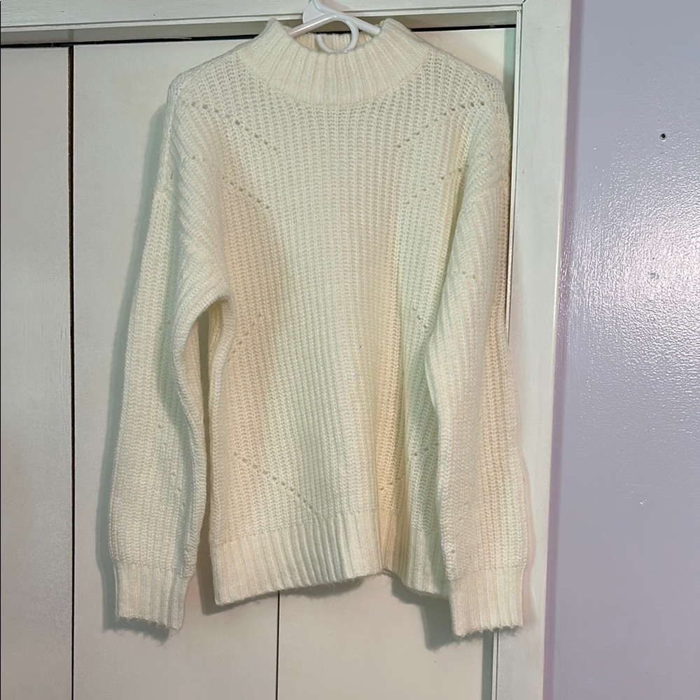 Cozy ivory Sweater